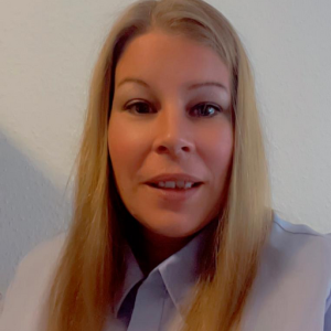 Sandra Bailey, Vertrieb tomedo.Dental